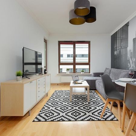 Apartments Warsaw Gieldowa 4 By Noclegi Renters Buitenkant foto